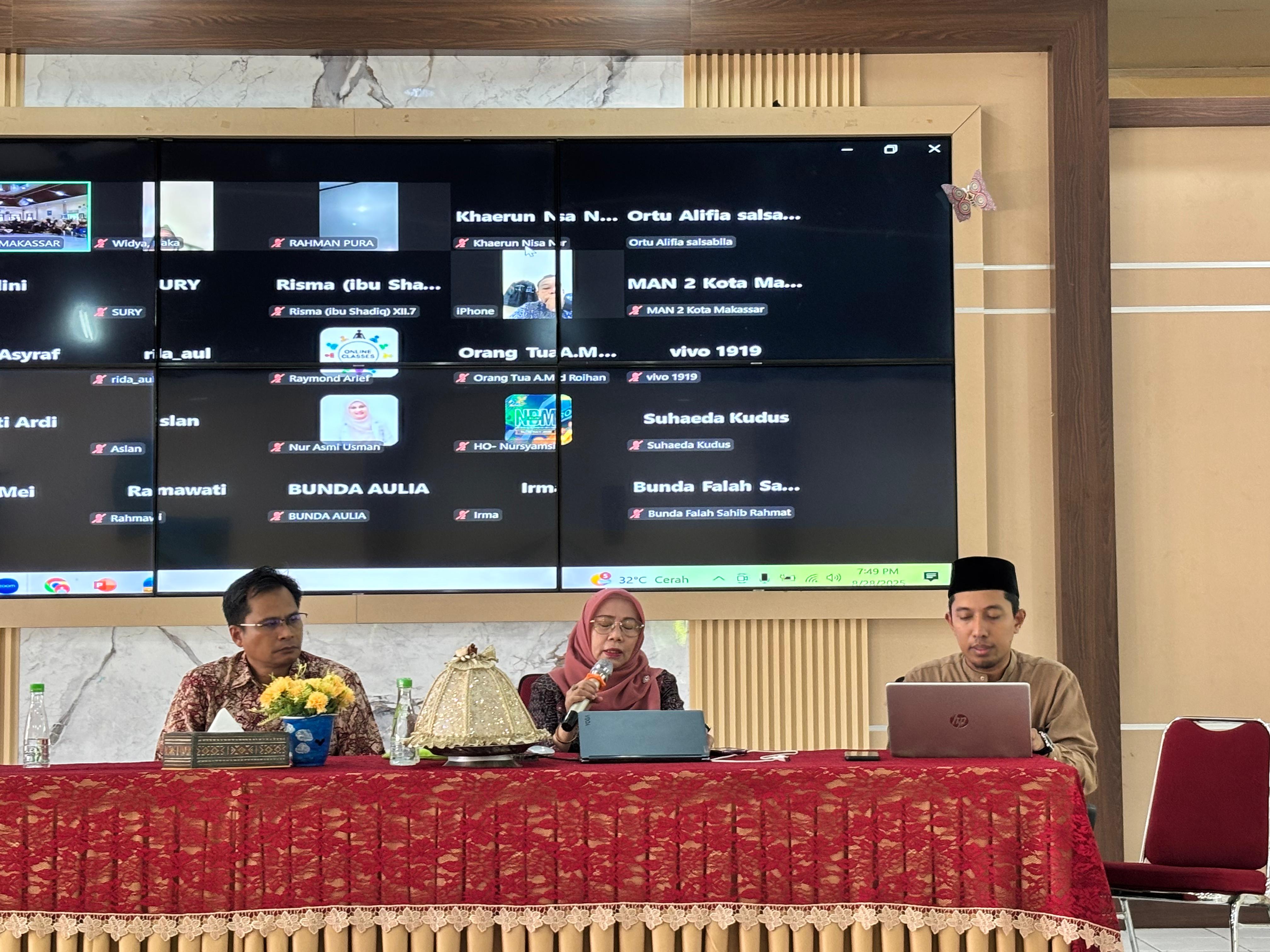 Tim Tindak Lanjut SPIP Kemenag Kota Sosialisasi Hasil SPIP di Hadapan Orang Tua Siswa MAN 2 Kota Mak