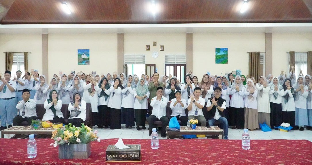 Wujudkan Cinta Diri dan Sesama, MAN 2 Kota Makassar Kerja Sama dengan Telkom Gelar Edukasi Cyber Sec