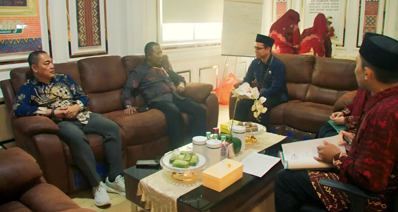 Kasubdit Kurev KSKK Kemenag Pantau Pelaksanaan OMI di MAN 2 Kota Makassar