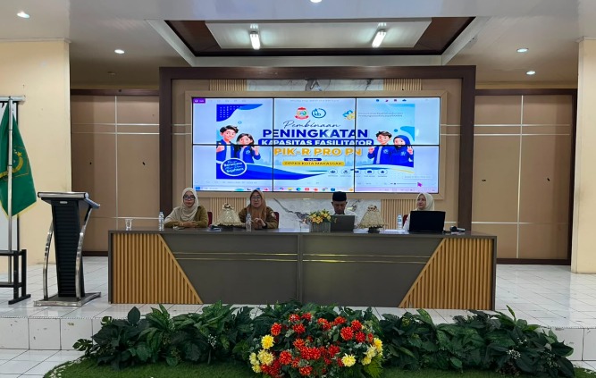 DPPKB Makassar Gelar Pembinaan Peningkatan Kapasitas Fasilitator PIK-R Pro PN