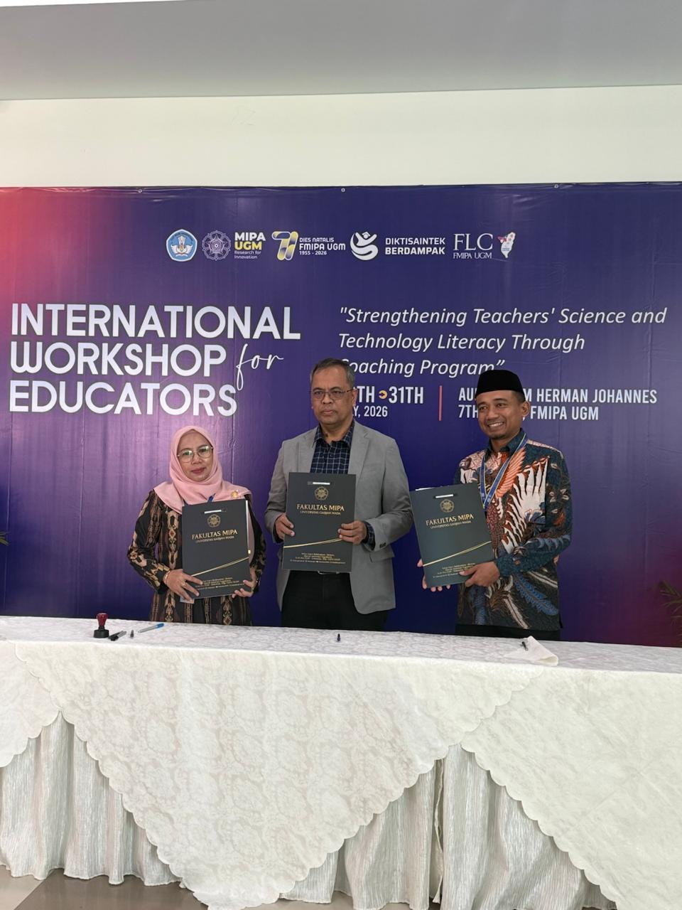 MAN 2 Kota Makassar dan FMIPA UGM Teken MoU untuk Perkuat Kerja Sama Sains dan Teknologi